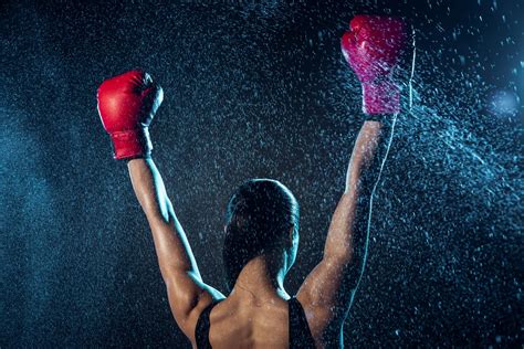 kingpyn boobs|Glamorous OnlyFans star flashes her breasts after boxing win